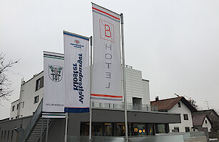 Fahnen – Fahnenmasten – Buchner - Niederwinkling, Banner, Fahnen, Werbetechnik Regensburg,  Werbetechnik Deggendorf,  Werbetechnik Landshut,  Werbetechnik Passau,  Werbetechnik Cham ,  Werbetechnik Dingolfing