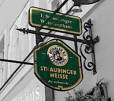 Ausenleger Straubinger Weisse, Lichtwerbung Regensburg, Lichtwerbung Deggendorf, Lichtwerbung Landshut, Lichtwerbung Passau, Lichtwerbung Dingolfing, Lichtwerbung Cham