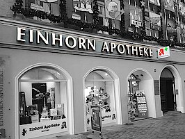 LED Profilbuchstaben –Einhorn Apotheke