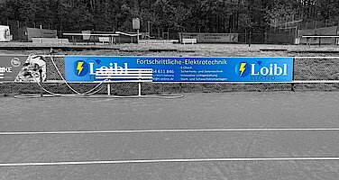 Bandenwerbung – Loibl Elektro, Beschilderung Regensburg,  Beschilderung Deggendorf,  Beschilderung Dingolfing,  Beschilderung Cham,  Beschilderung Landshut,  Beschilderung Passau